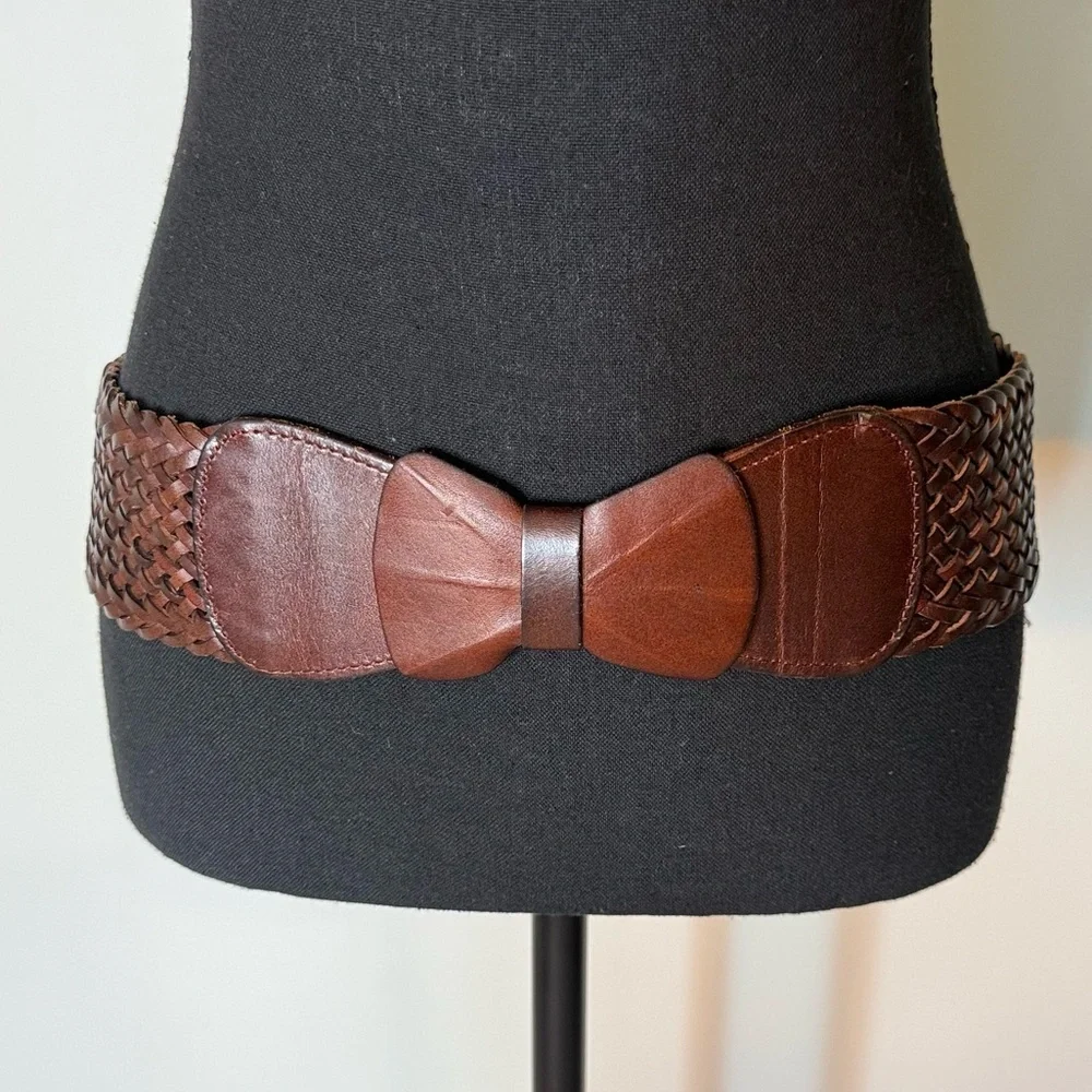 YIK FUNG Brown Leather Bow Front Elastic Snap Belt Wide Braided Vintage Y2K - Picture 5 of 11